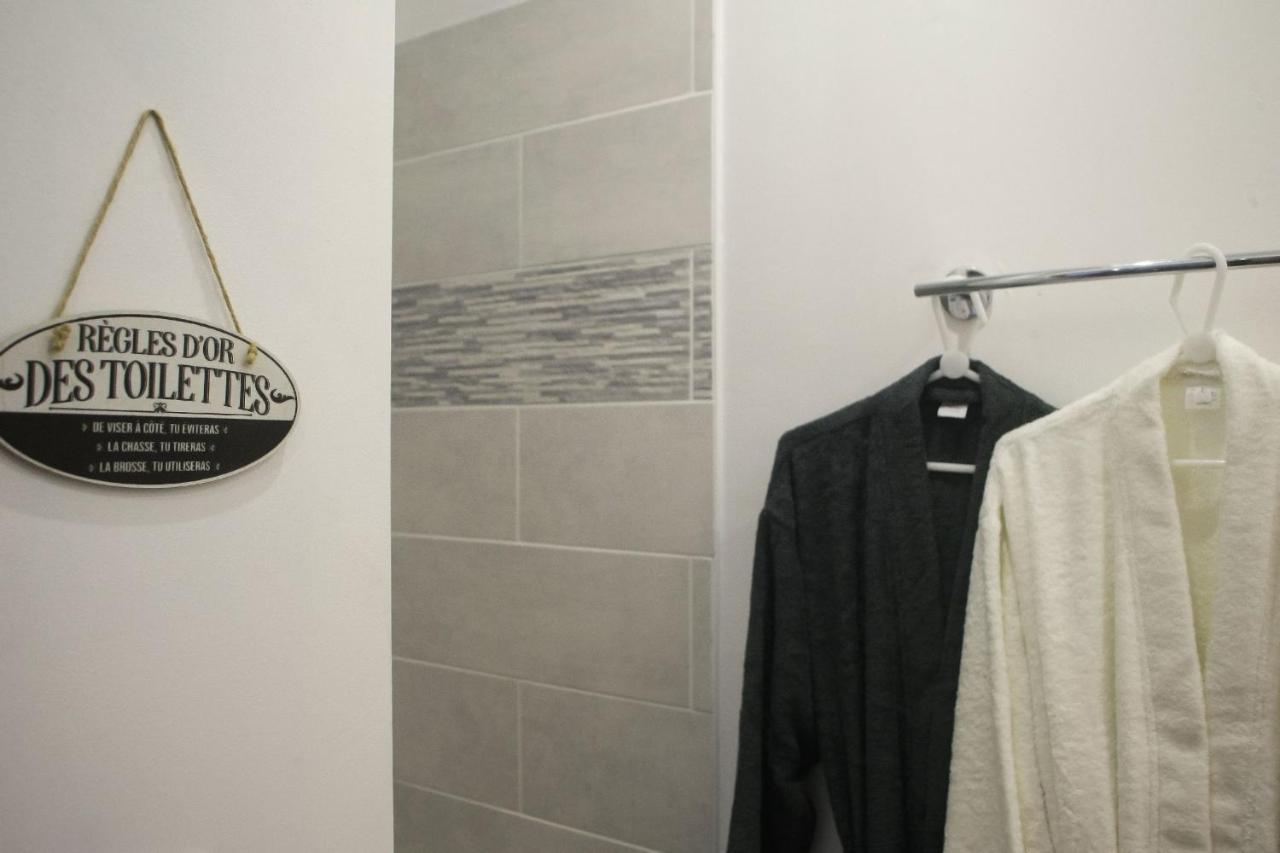 Suite Jacuzzi Privatif Plage Des Catalans Marseille Eksteriør billede