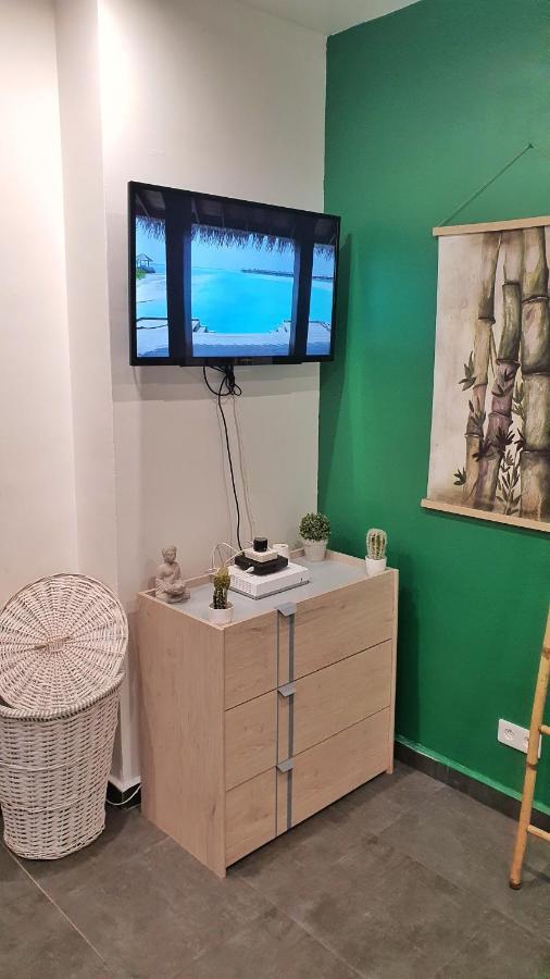 Suite Jacuzzi Privatif Plage Des Catalans Marseille Eksteriør billede